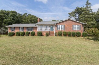 764 Griffin Farm Rd, Honea Path, SC 29654