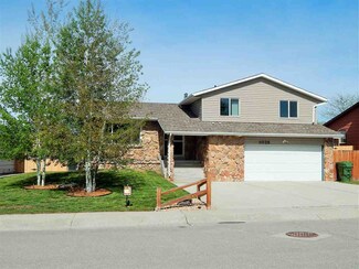 1026 Laredo Dr, Douglas, WY 82633