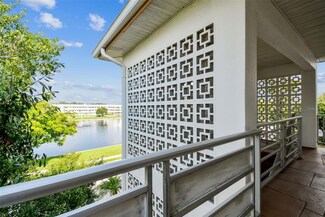 6015 19th St N Unit 317, Saint Petersburg, FL 33714