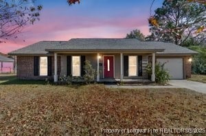 1033 Oakstone Dr, Fayetteville, NC 28314