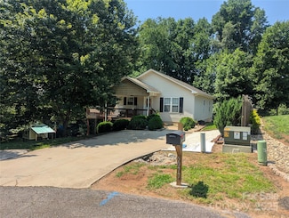 5077 Edney Ct, Granite Falls, NC 28630