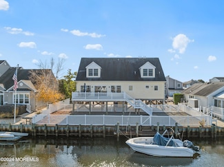 180 Southard Dr, Manahawkin, NJ 08050