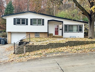 113 Happy Hollow Blvd, Council Bluffs, IA 51503