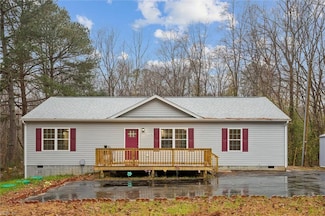 5738 Hickory Fork Rd, Gloucester, VA 23061