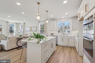 245 Chapel Ln Unit 80B, King of Prussia, PA 19406