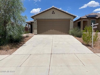 7837 S New Strike Way, Tucson, AZ 85747