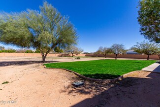 24416 W Quails Nest Ln, Wittmann, AZ 85361