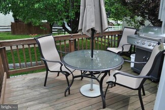 4265 Warren St, Marshall, VA 20115