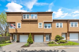 4 Fletcher Way Unit B, Salem, MA 01970