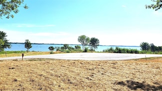 Lot 15 Edgewater Way, Corsicana, TX 75019