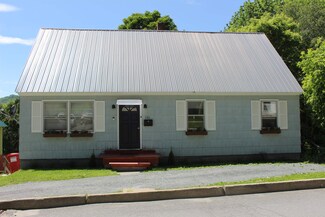 280 Caledonia St, Saint Johnsbury, VT 05819