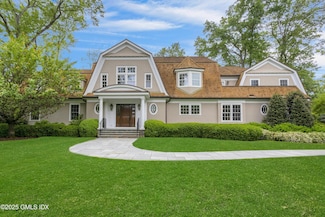 86 Winthrop Dr, Riverside, CT 06878
