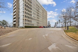 2222 1st Ave NE Unit 108, Cedar Rapids, IA 52402