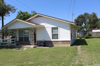 201 Hilltop Ave, Converse, TX 78109