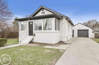 21 Fessenden St, Mount Clemens, MI 48043