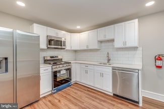 502 S Coles Ave, Maple Shade, NJ 08052