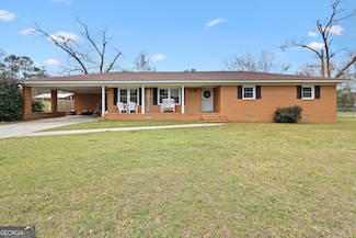 280 S Lewis St, Metter, GA 30439
