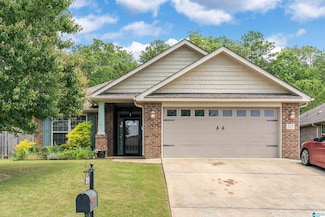 315 Ivy Hills Cir, Calera, AL 35040