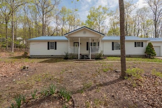 470 Brush Mountain Rd, Blacksburg, VA 24060
