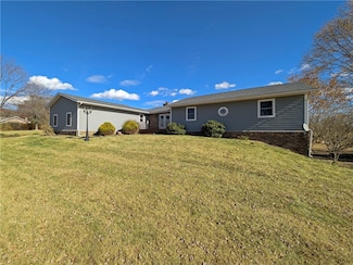 124 Zeigler Rd, Rochester, PA 15074