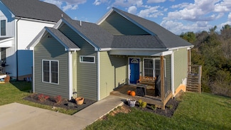 71 Triple Crown Dr, Lexington, VA 24450