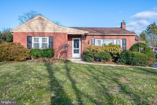 129 Oak View Rd, Lancaster, PA 17602
