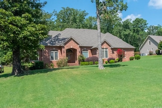 7015 Lucea Rd, Little Rock, AR 72210