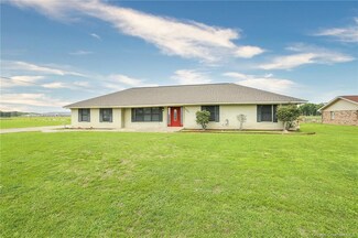 802 Magnolia Dr, Jennings, LA 70546