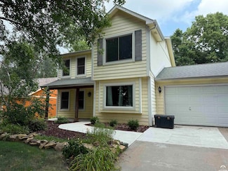 2516 Kensington Rd, Lawrence, KS 66046