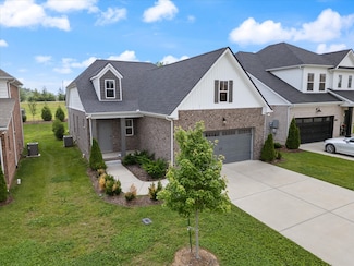 111 Weller Ln, Gallatin, TN 37066