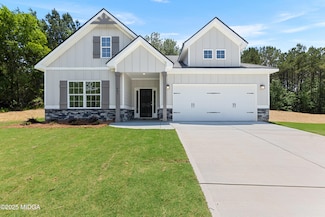 687 Jasmine Dr, Macon, GA 31211