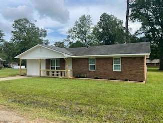 376 Westhaven Cir, Meadville, MS 39653