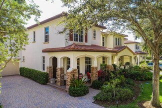 642 Castle Dr, Palm Beach Gardens, FL 33410