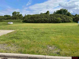 0 Bassett Dr, Mankato, MN 56001