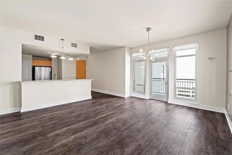 603 Davis St Unit 1304, Austin, TX 78701