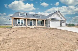 804 N Somerfield Dr, Lakeville, IN 46536