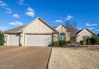 128 Fawn Ridge Dr, Jackson, TN 38305