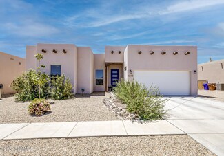 6113 High Plains Rd, Las Cruces, NM 88012