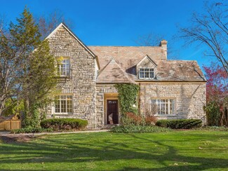 2310 Tremont Rd, Columbus, OH 43221