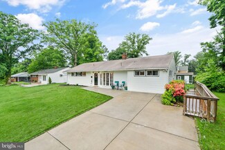 7309 Exmore St, Springfield, VA 22150
