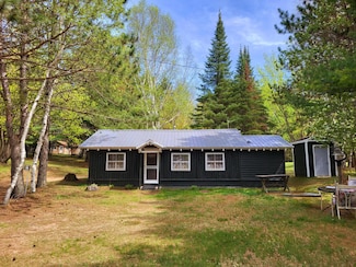 11586 Hidden Haven Dr, Hazelhurst, WI 54531