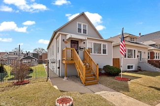 3625 W Eddy St, Chicago, IL 60618