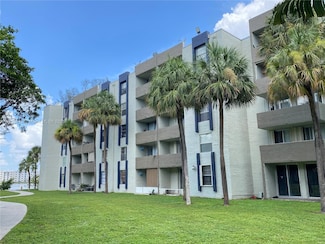 10000 NW 80th Ct Unit 2528, Hialeah, FL 33016