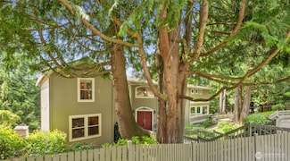 11205 NE 95th St, Kirkland, WA 98033