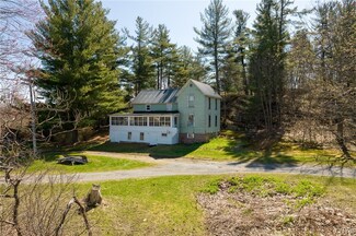 45862 Hunt Rd, Alexandria Bay, NY 13607