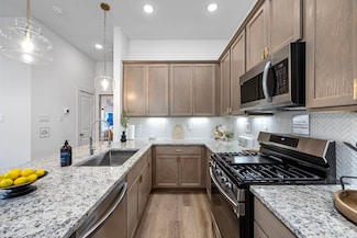 1540 W Tidwell Rd, Houston, TX 77091