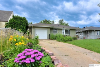 6775 Spencer St, Omaha, NE 68104