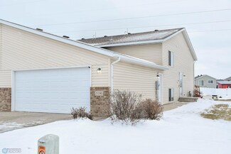 5190 48th Ave S, Fargo, ND 58104