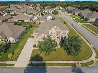 200 Farmdale Dr, Madison, AL 35756