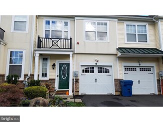 19 Old Cedarbrook Rd, Wyncote, PA 19095